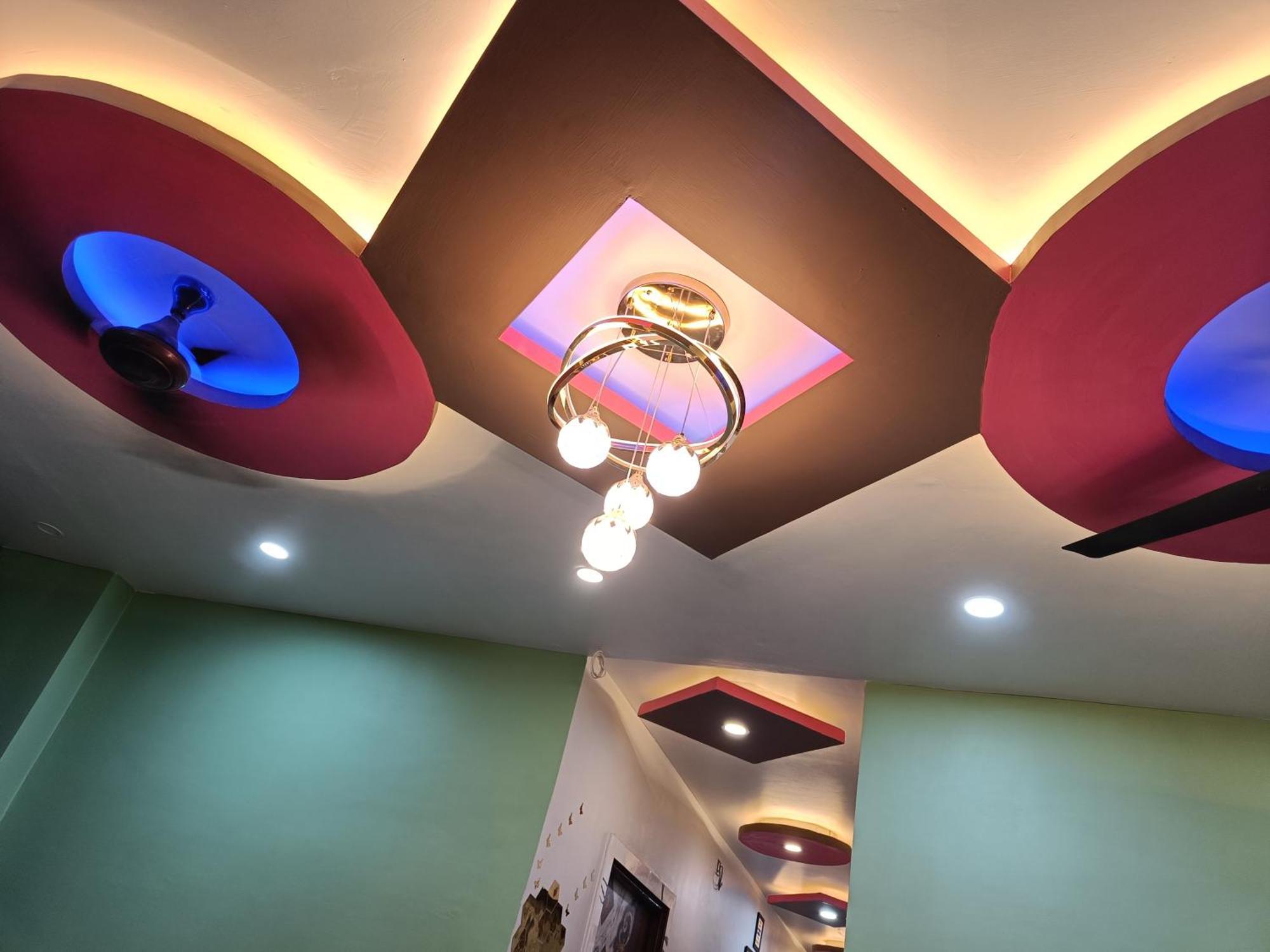 Pragya International Hotel Varanasi Exterior foto
