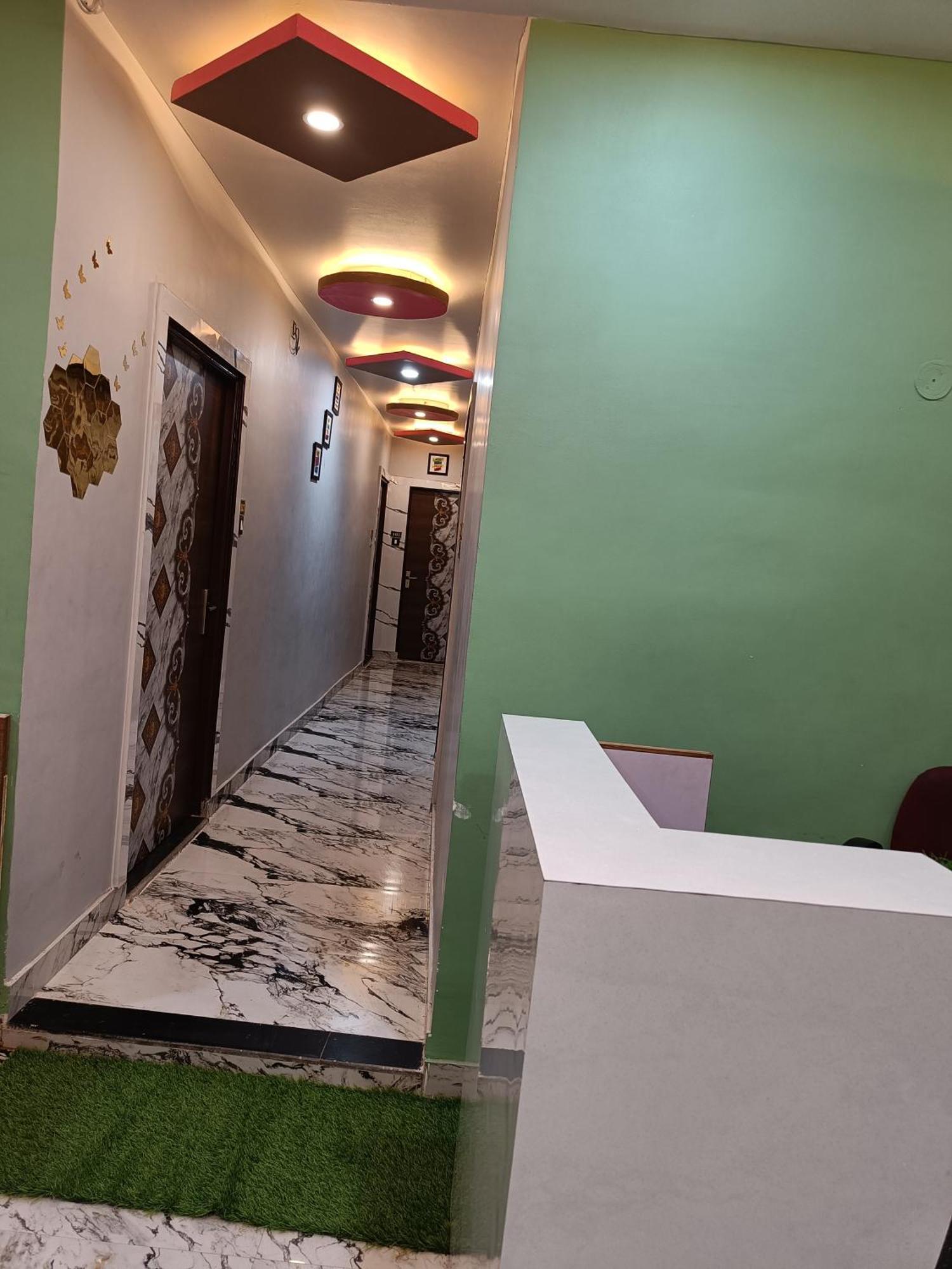 Pragya International Hotel Varanasi Exterior foto